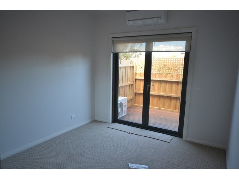 2/97 Shorts Road, Coburg North VIC 3058