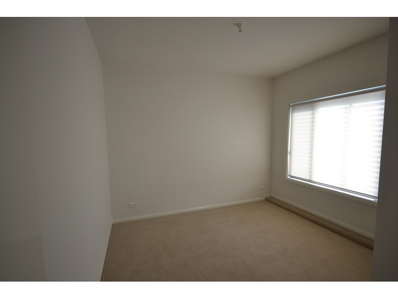 2/97 Shorts Road, Coburg North VIC 3058