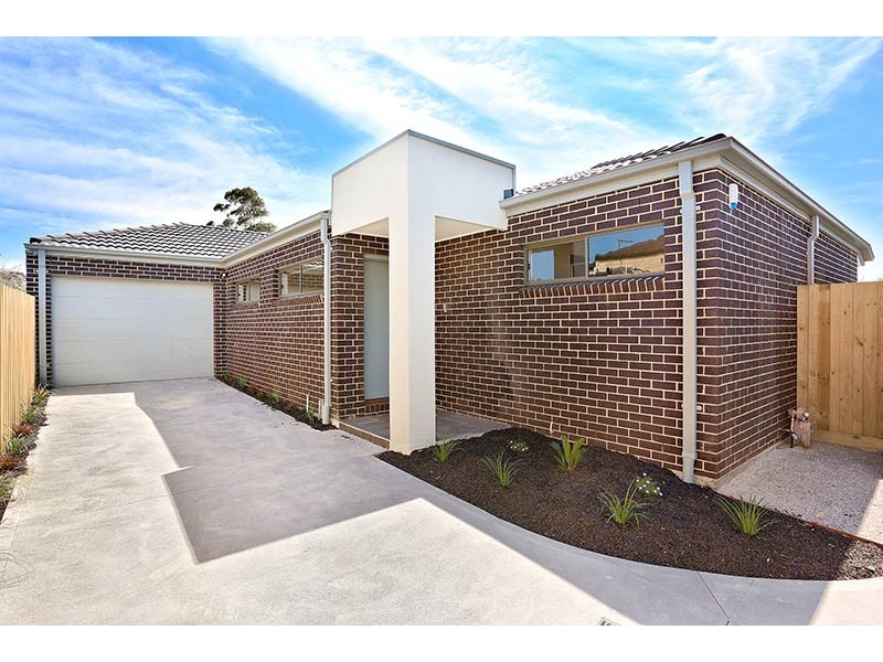 2/1 Manly Court, Coburg VIC 3058