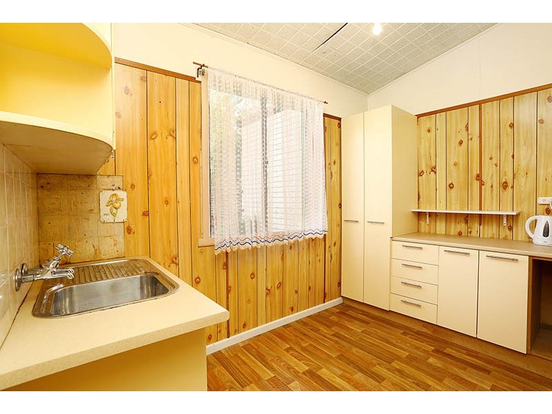 12 Allan Street, Brunswick VIC 3056