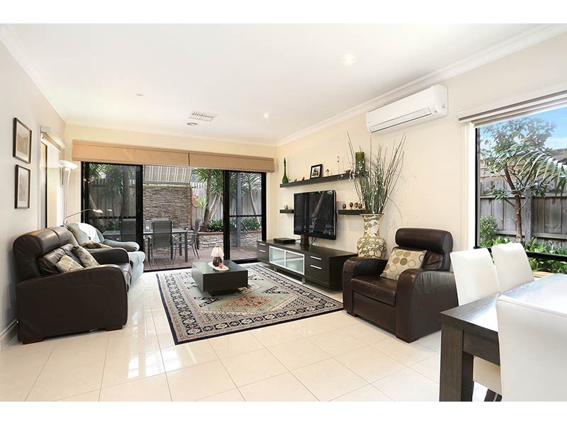 6 Governors Road, Coburg VIC 3058