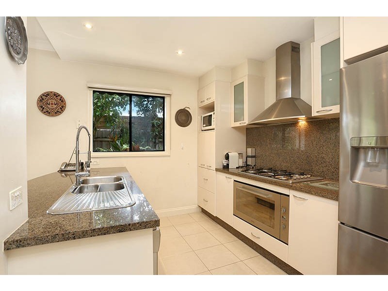 6 Governors Road, Coburg VIC 3058