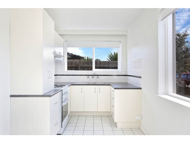 1/6 McColl Court, Brunswick West VIC 3055