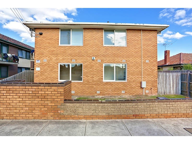 1/6 McColl Court, Brunswick West VIC 3055