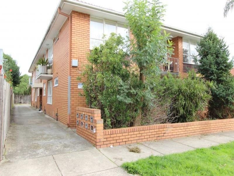 2/1 Cunnington Avenue, Brunswick East VIC 3057
