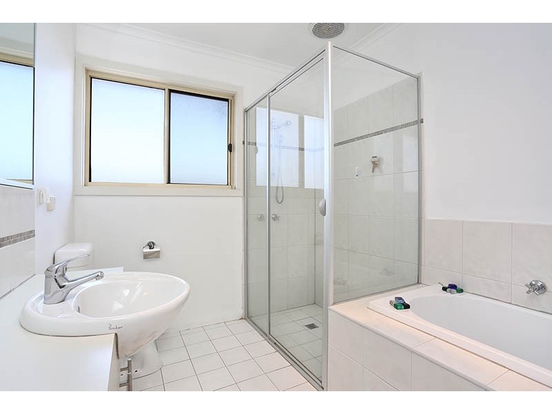 37 Hazel Grove, Pascoe Vale VIC 3044