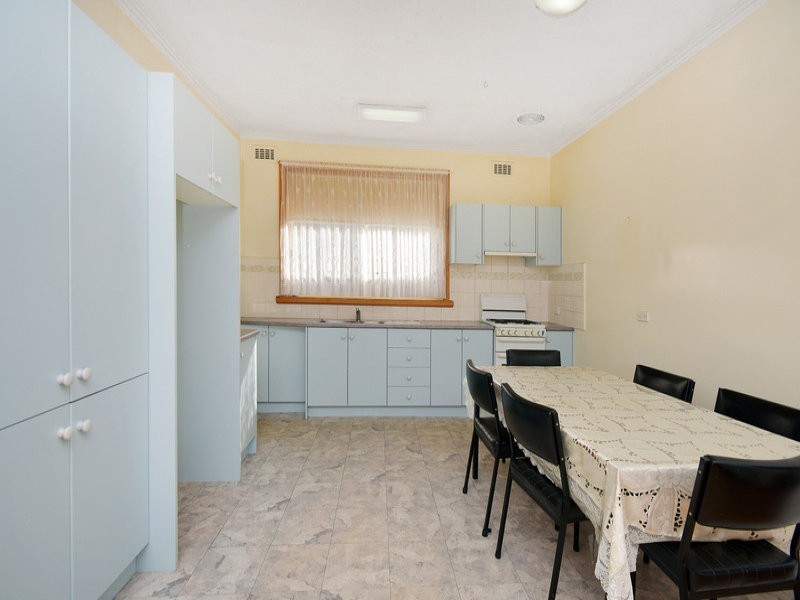 7 Highland Street, Kingsbury VIC 3083