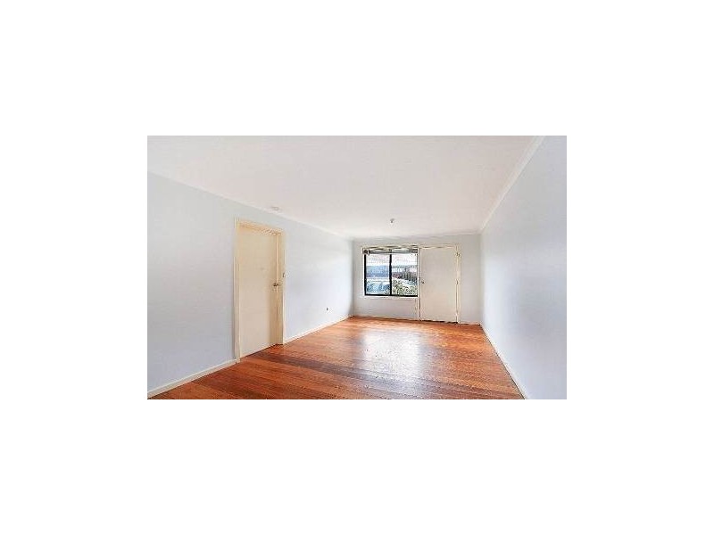 2/7 Gertrude Street, St Albans VIC 3021