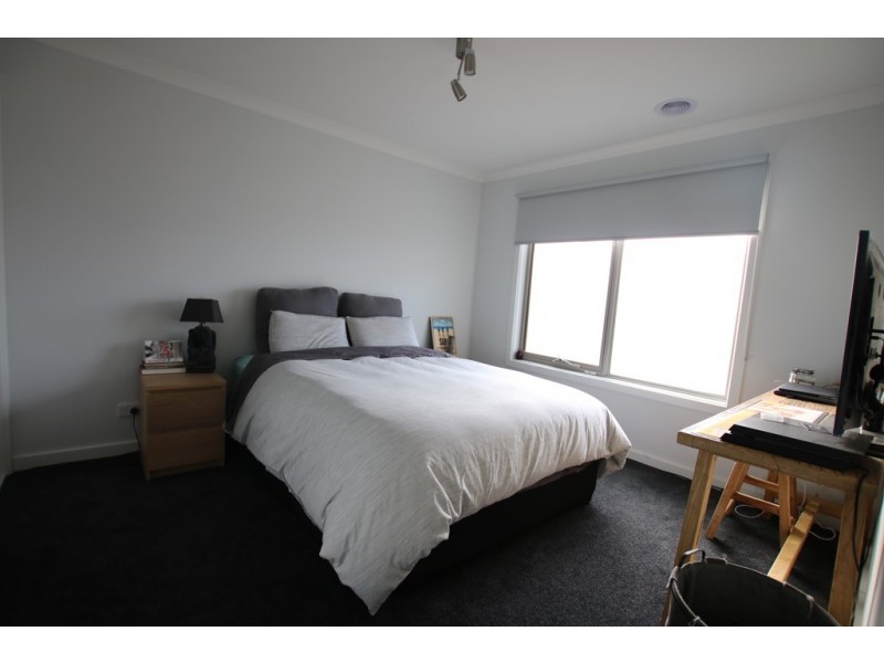 1/23 Bristol Road, Pascoe Vale VIC 3044