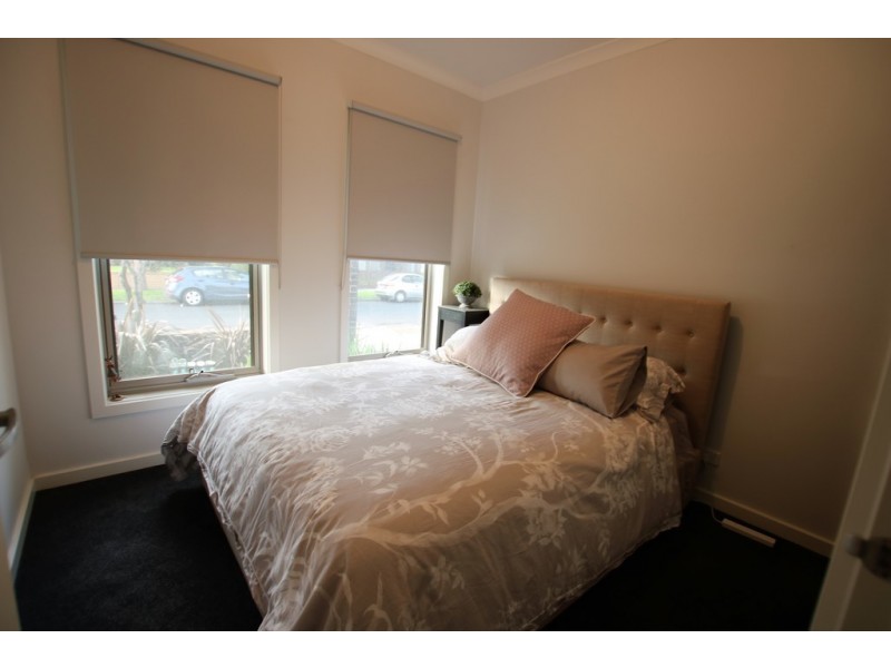 1/23 Bristol Road, Pascoe Vale VIC 3044