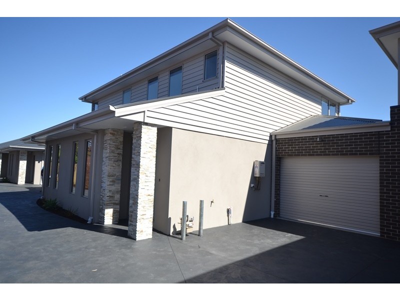 2/23 Bristol Road, Pascoe Vale VIC 3044