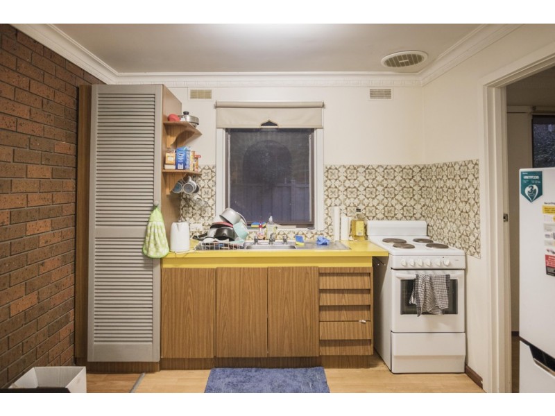 2/54 The Grove, Coburg VIC 3058