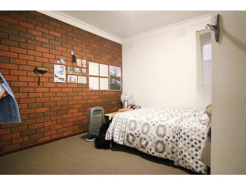 2/54 The Grove, Coburg VIC 3058