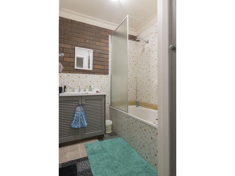 2/54 The Grove, Coburg VIC 3058