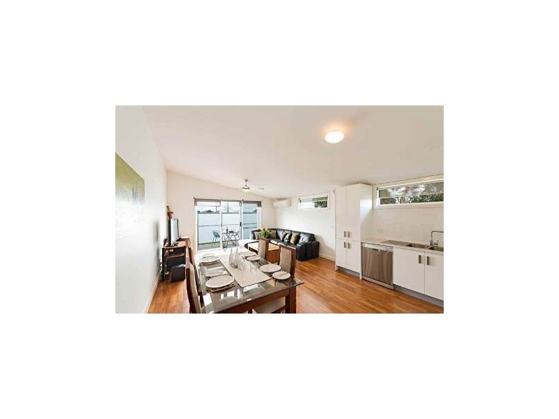 3/16 Lorensen Street, Coburg North VIC 3058