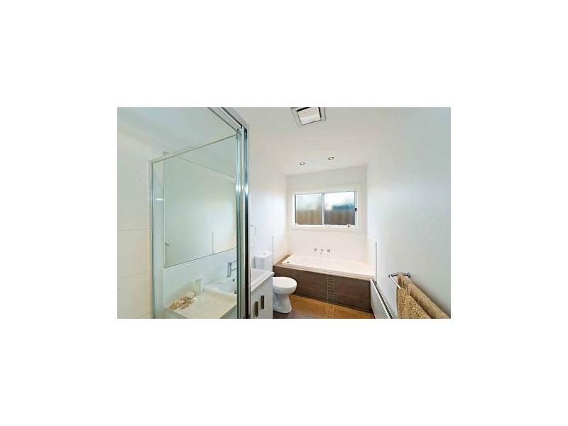 3/16 Lorensen Street, Coburg North VIC 3058