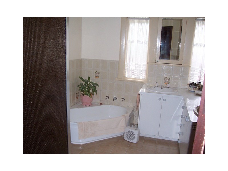 15 Tynan Street, Preston VIC 3072