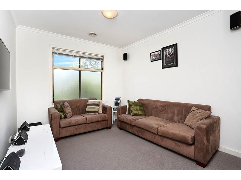 37 Hazel Grove, Pascoe Vale VIC 3044