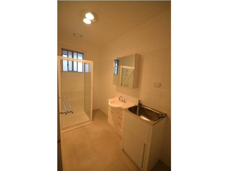 2/134 Moreland Road, Brunswick VIC 3056