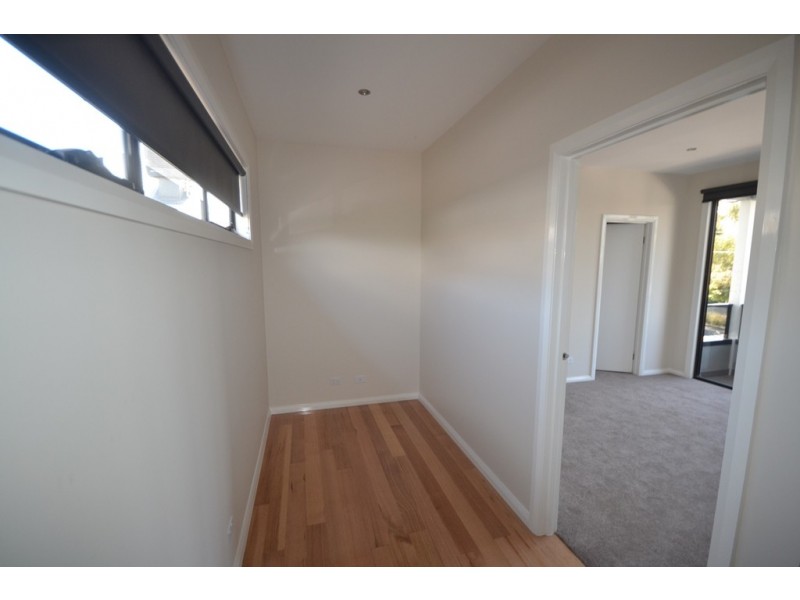 1/3 Shaftsbury Street, Coburg VIC 3058