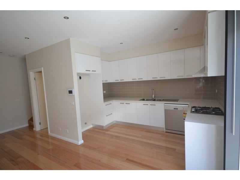 3/3 Shaftsbury Street, Coburg VIC 3058