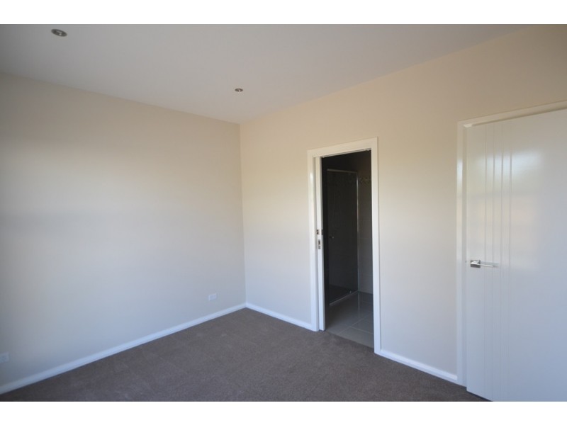 3/3 Shaftsbury Street, Coburg VIC 3058