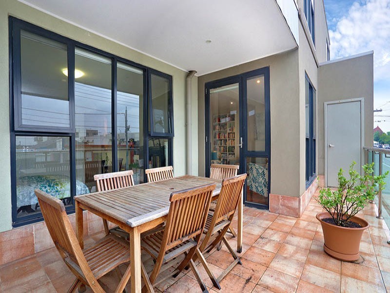 1/138-140 Melville Road, Brunswick West VIC 3055