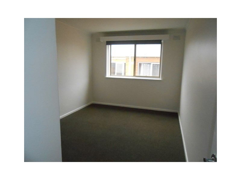 9/564 Pascoe vale Road, Oak Park VIC 3046