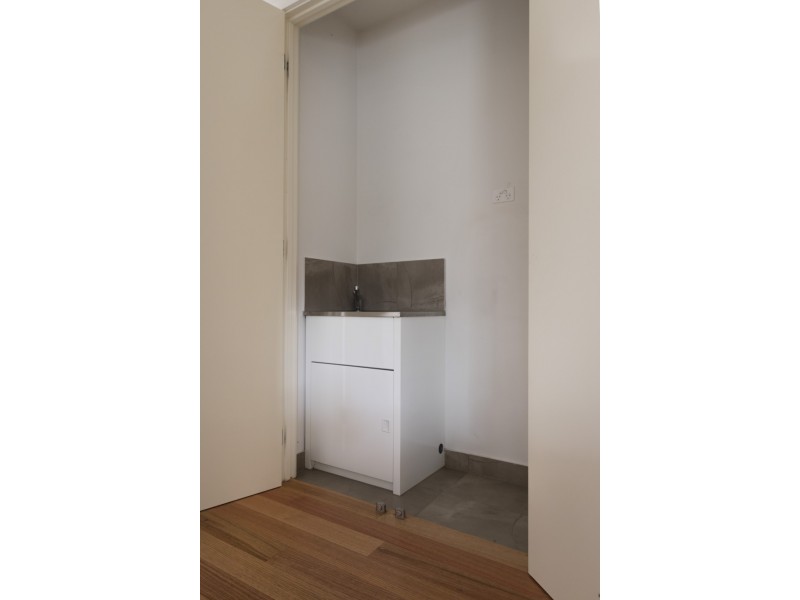 4/4-6 Lovely Street, Fawkner VIC 3060