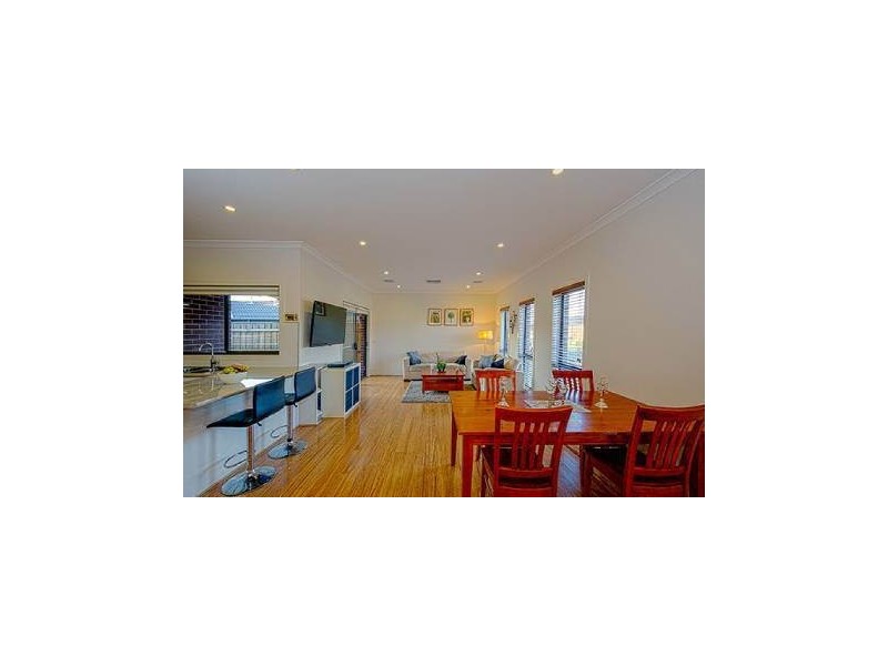 1/15 Mahon Road, Epping VIC 3076