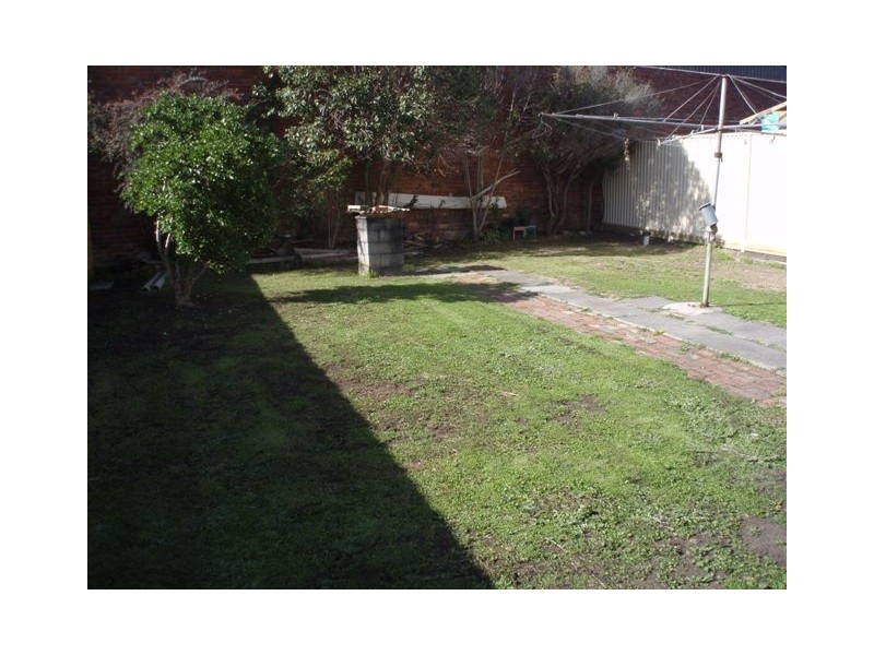 11 Ararat Avenue, Coburg North VIC 3058