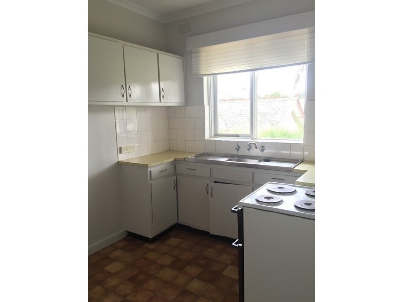 6/76 The Grove, Coburg VIC 3058