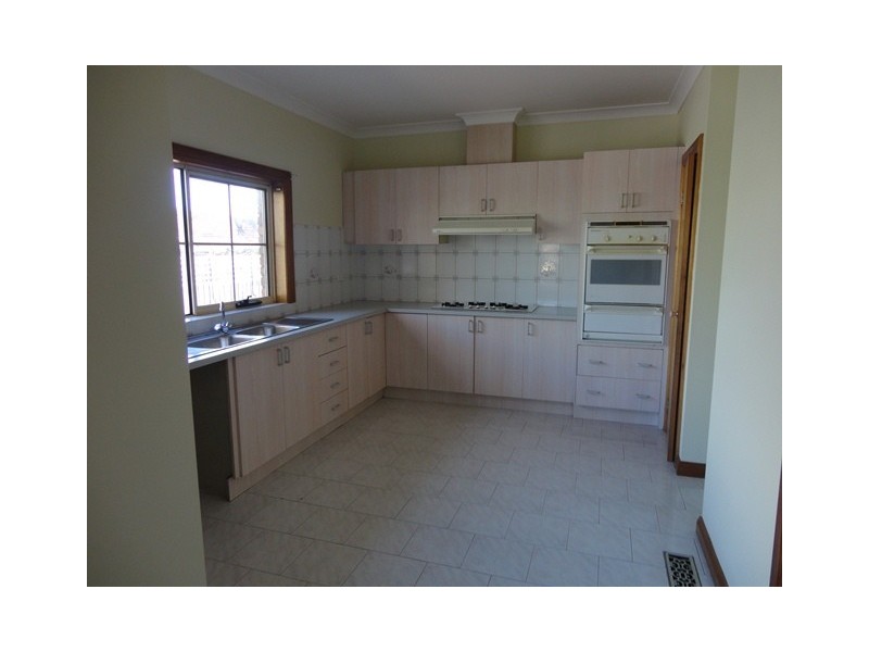 1/1 Bartlett Street, Preston VIC 3072