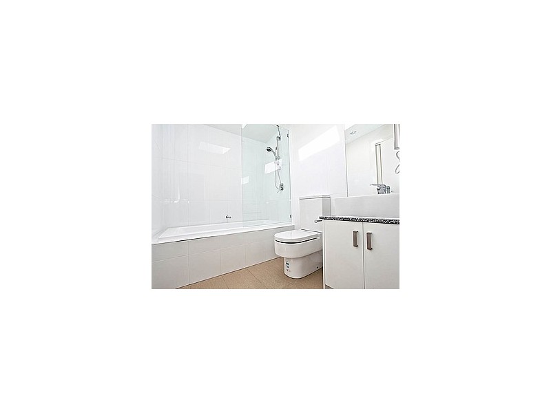 4/2 Cumming Street, Brunswick West VIC 3055