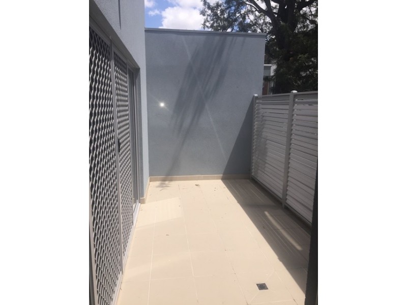 2/235 Ascot Vale Road, Ascot Vale VIC 3032