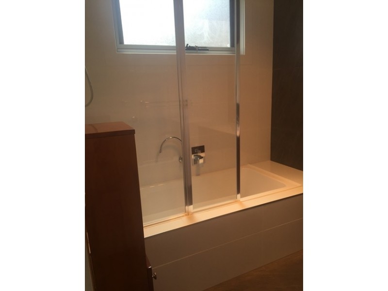 2/235 Ascot Vale Road, Ascot Vale VIC 3032