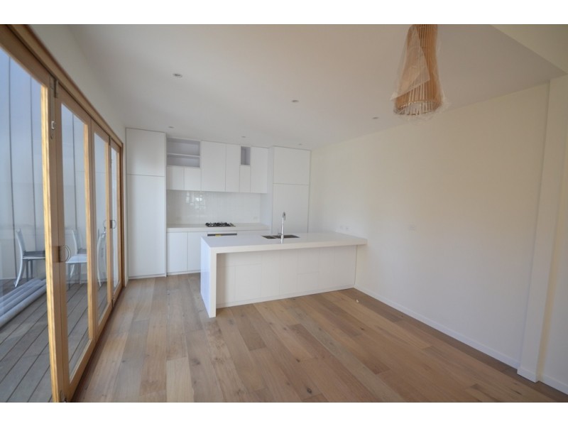 1/14-16 Warburton Street, Brunswick VIC 3056