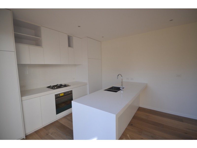 1/14-16 Warburton Street, Brunswick VIC 3056