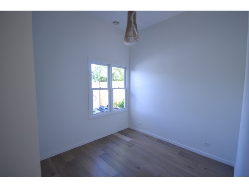 1/14-16 Warburton Street, Brunswick VIC 3056