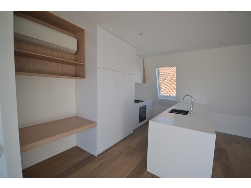 4/14-16 Warburton Street, Brunswick VIC 3056