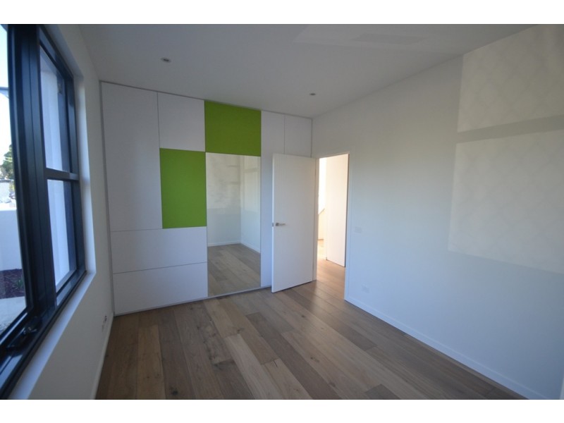 4/14-16 Warburton Street, Brunswick VIC 3056