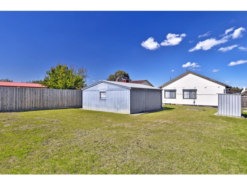 22 Vervale Avenue, Fawkner VIC 3060