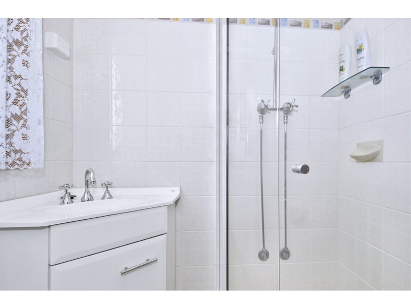 22 Vervale Avenue, Fawkner VIC 3060