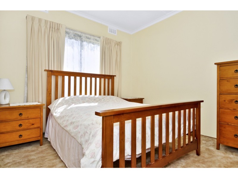 22 Vervale Avenue, Fawkner VIC 3060