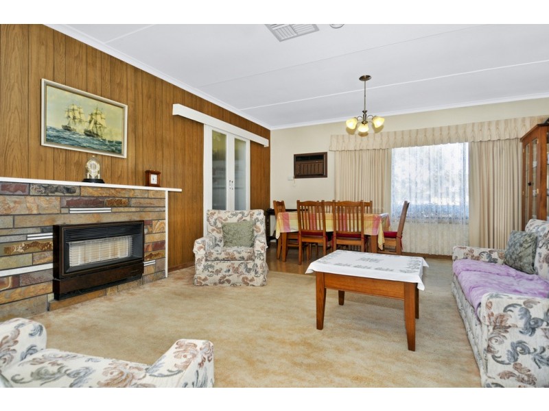 22 Vervale Avenue, Fawkner VIC 3060