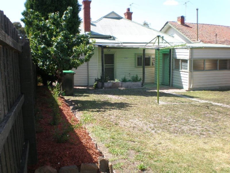 24 Salisbury Street, Coburg VIC 3058