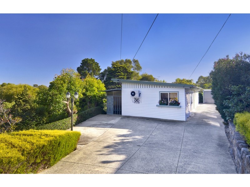 52 McMahons Road, Coburg North VIC 3058