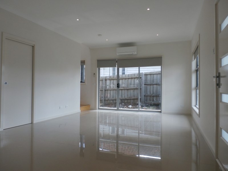 1/7 Reynolds Parade, Pascoe Vale South VIC 3044