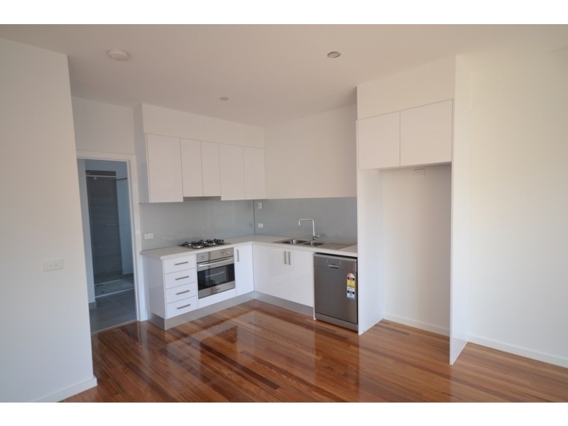 3/12 Treadwell Road, Essendon North VIC 3041