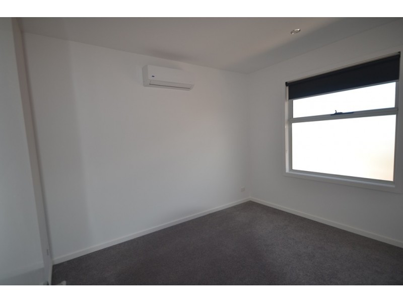 3/12 Treadwell Road, Essendon North VIC 3041